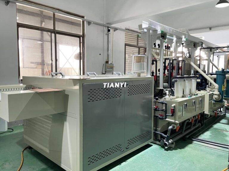 2.Aluminum Antenna Developing Machine